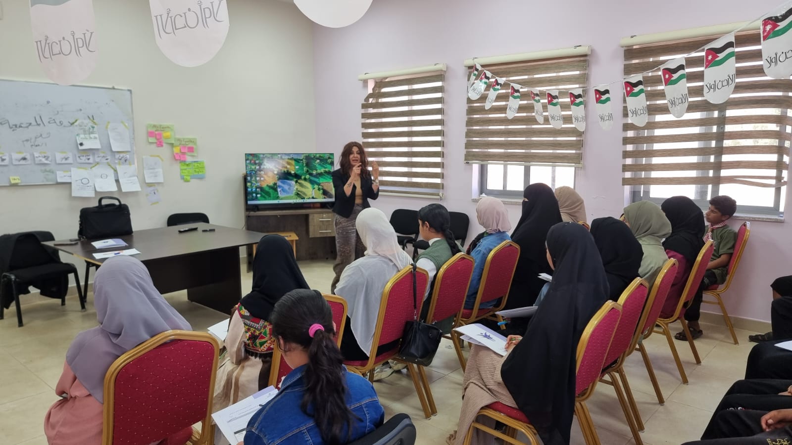المركز الوطني لحقوق الإنسان يعزز وعي الشباب بحقوقهم ودورهم في السلام والمشاركة المجتمعية